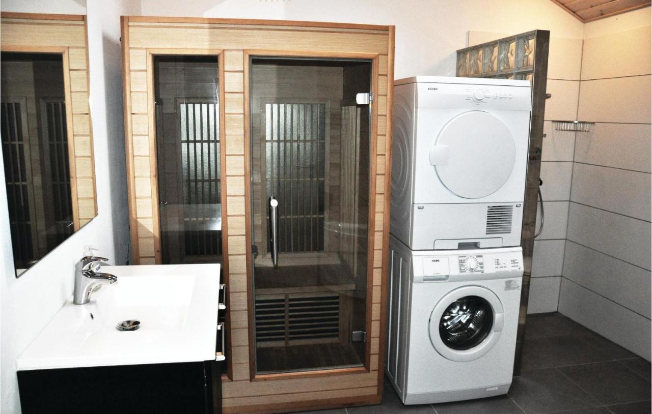 Pet Friendly Home In Augustenborg With Kitchen Asserballeskov Luaran gambar